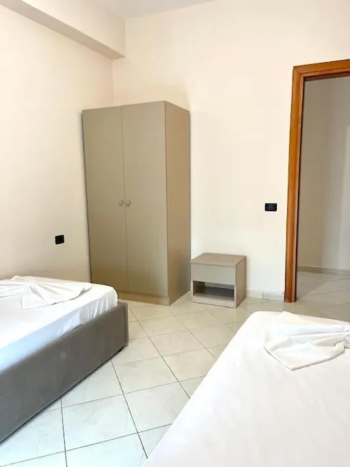 22 Sea Side Apartment Durrës